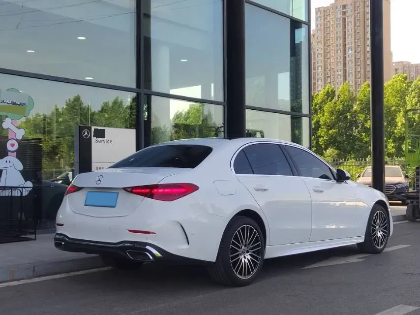 2025 Mercedes-Benz C Class 1.5T 204HP L4 9AT,autocango,china used car exporter,china ev exporter,chinese used car exporter,chinese used ev exporter