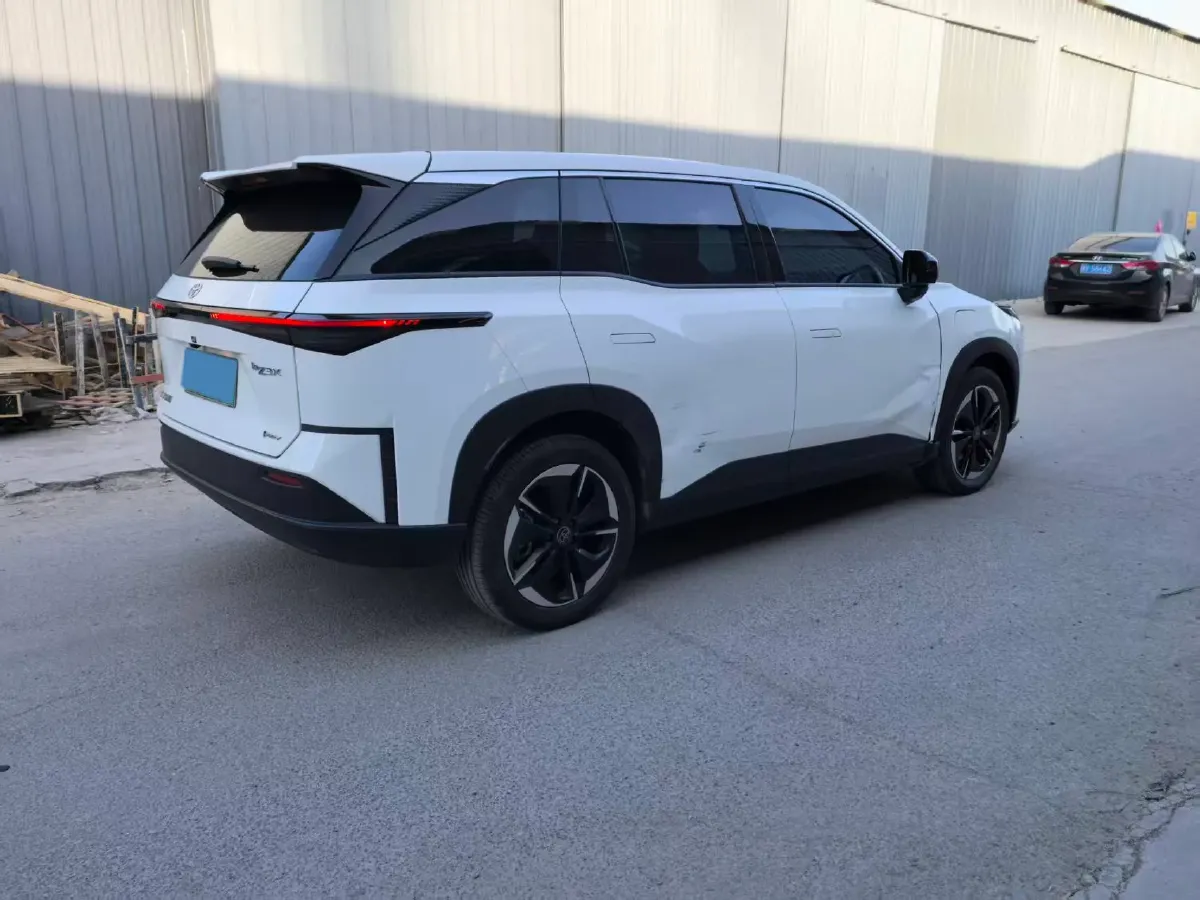 2025 Toyota BZ3X BEV 50.03KWH,autocango,china used car exporter,china ev exporter,chinese used car exporter,chinese used ev exporter