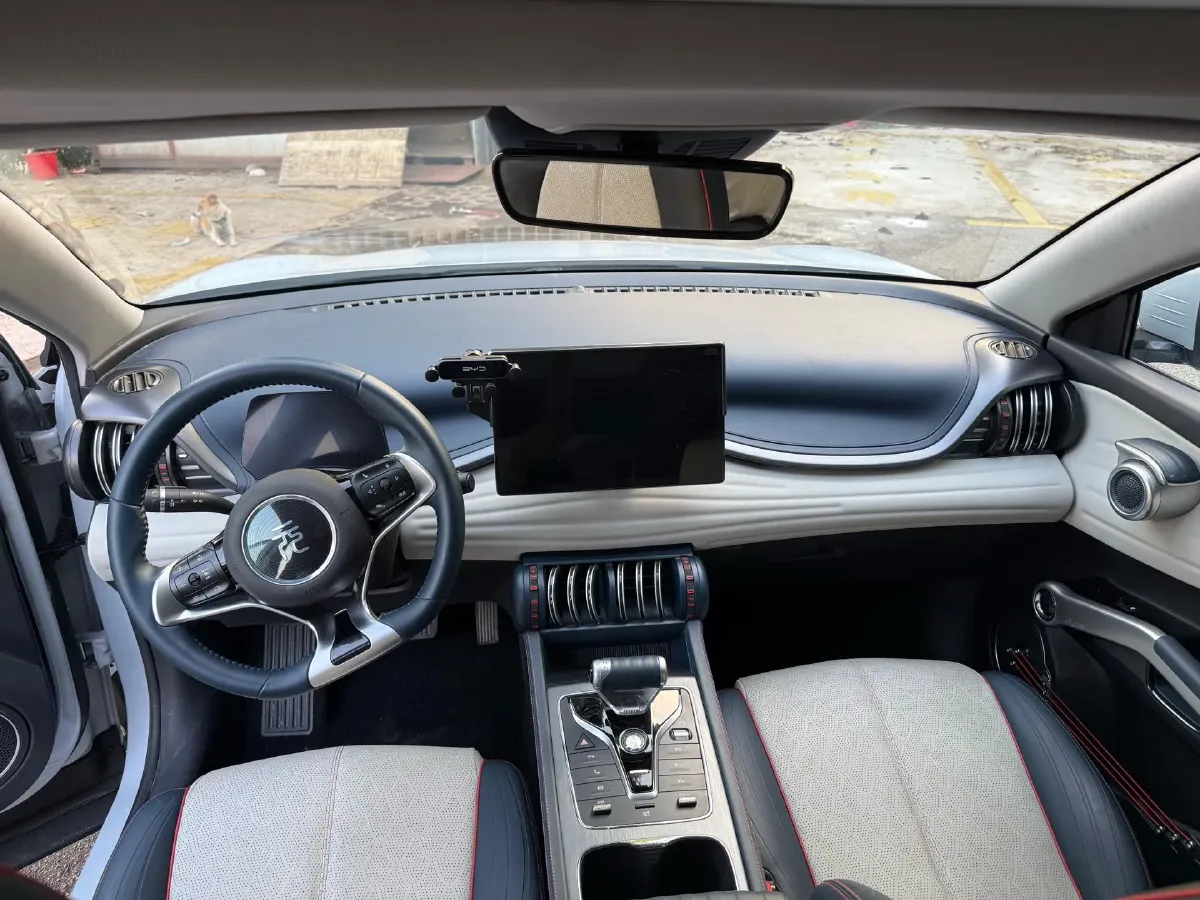 2022 Foton Grand General G7 2.0T 238HP L4 8AT,autocango,china used car exporter,china ev exporter,chinese used car exporter,chinese used ev exporter