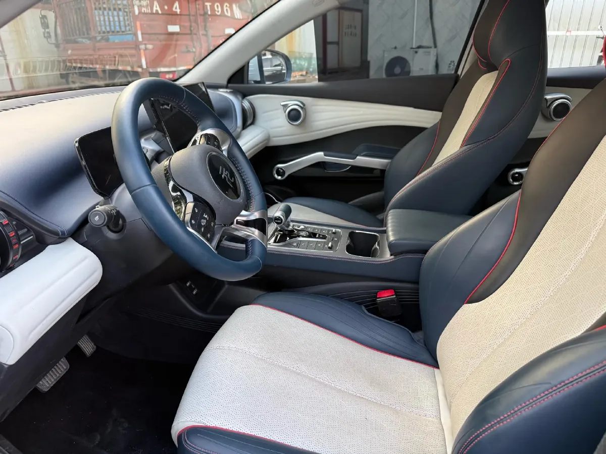 2022 Foton Grand General G7 2.0T 238HP L4 8AT,autocango,china used car exporter,china ev exporter,chinese used car exporter,chinese used ev exporter