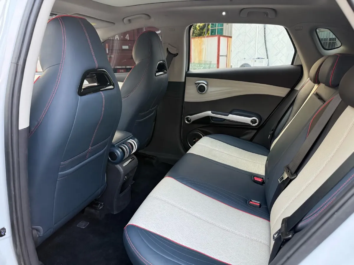 2022 Foton Grand General G7 2.0T 238HP L4 8AT,autocango,china used car exporter,china ev exporter,chinese used car exporter,chinese used ev exporter