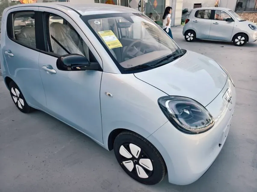 2025 WuLing HongGuang MINI EV BEV 16.2KWH,autocango,china used car exporter,china ev exporter,chinese used car exporter,chinese used ev exporter