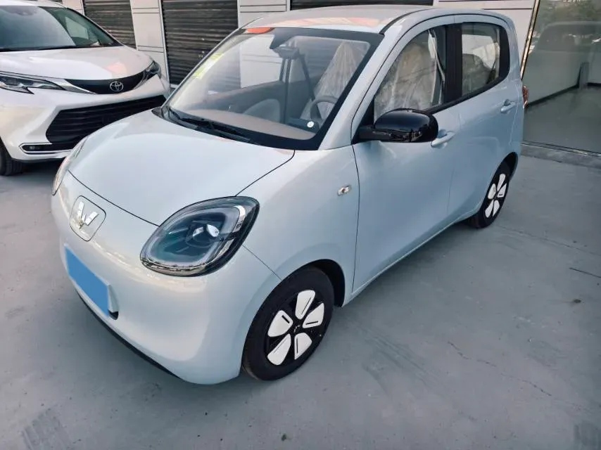 2025 WuLing HongGuang MINI EV BEV 16.2KWH,autocango,china used car exporter,china ev exporter,chinese used car exporter,chinese used ev exporter