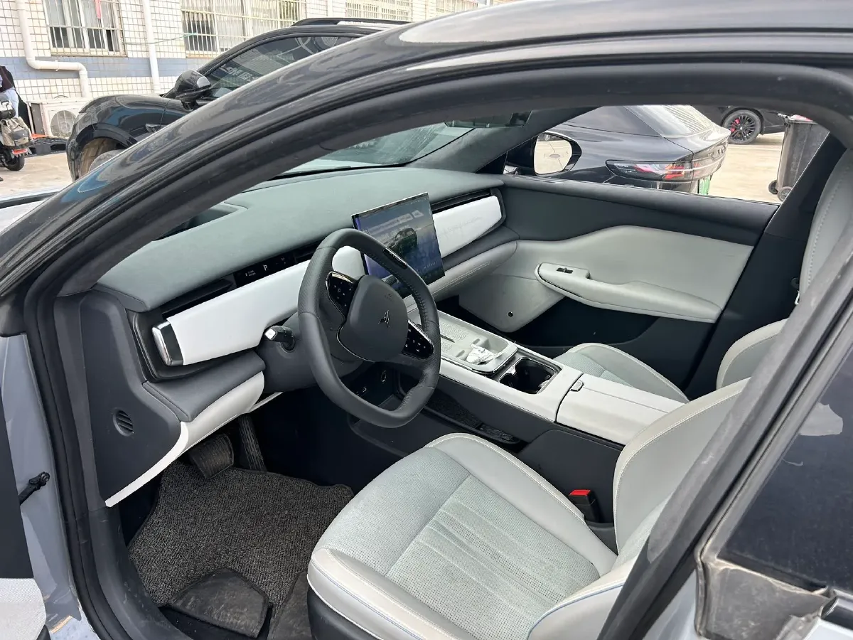 2024 Voyah ZhiYin BEV 79KWH,autocango,china used car exporter,china ev exporter,chinese used car exporter,chinese used ev exporter