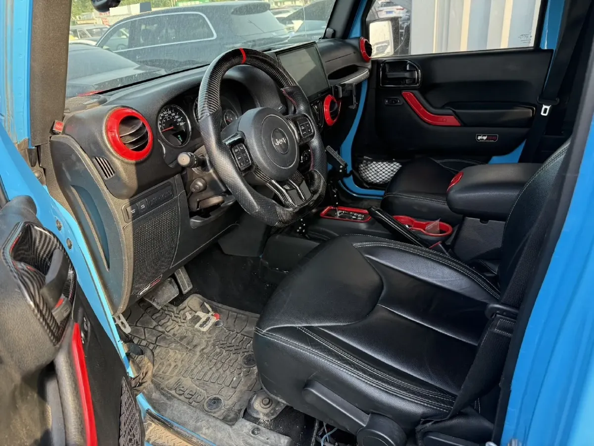 2017 Jeep Wrangler 3.6L 284HP V6 5AT,autocango,china used car exporter,china ev exporter,chinese used car exporter,chinese used ev exporter