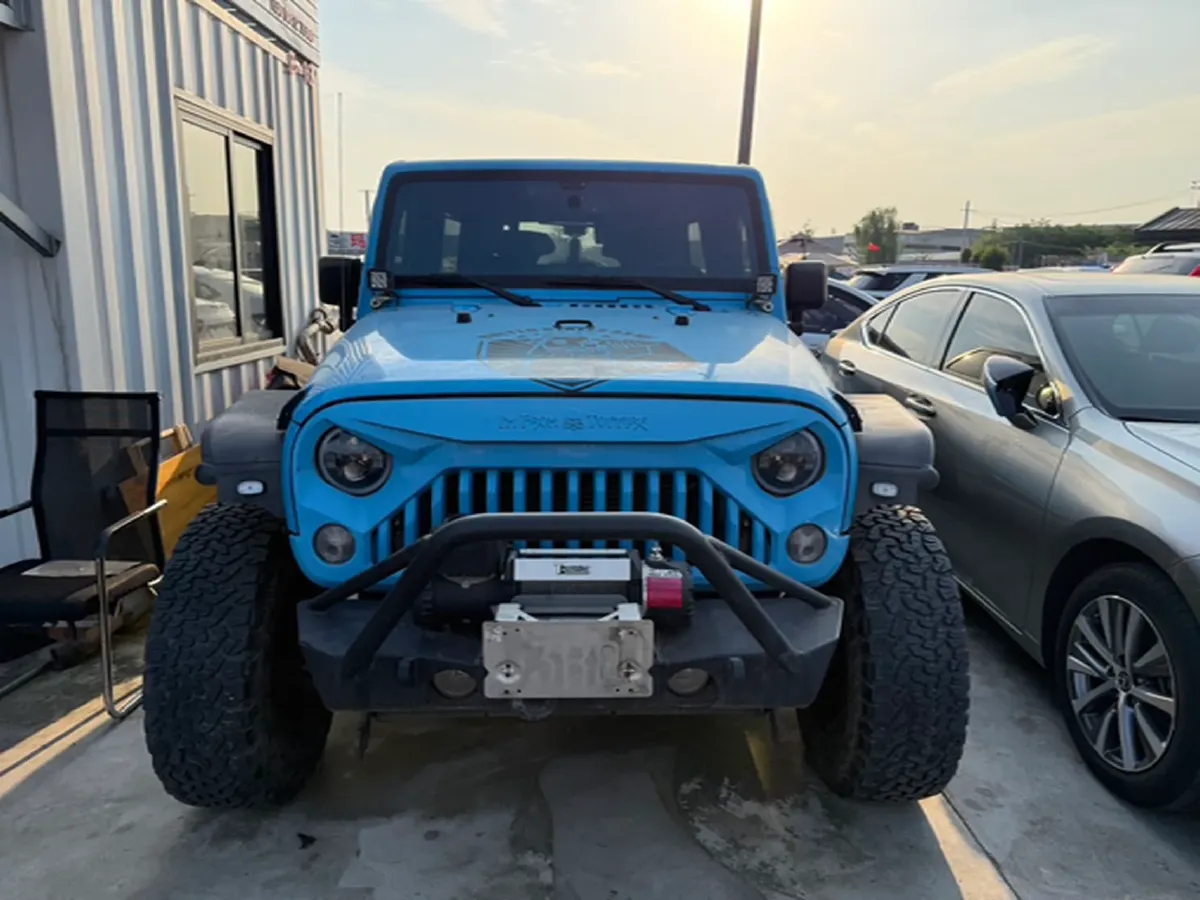 2017 Jeep Wrangler 3.6L 284HP V6 5AT,autocango,china used car exporter,china ev exporter,chinese used car exporter,chinese used ev exporter