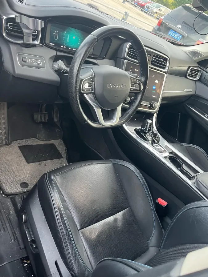 2018 Isuzu Mu-X 3.0T 177HP L4 6AT,autocango,china used car exporter,china ev exporter,chinese used car exporter,chinese used ev exporter