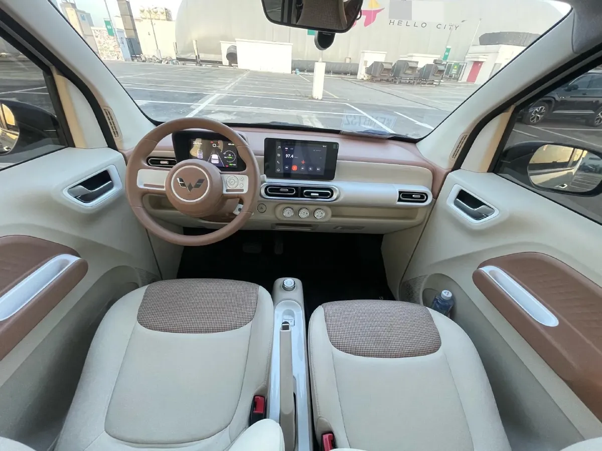 2024 WuLing HongGuang MINI EV BEV 17.3KWH,autocango,china used car exporter,china ev exporter,chinese used car exporter,chinese used ev exporter
