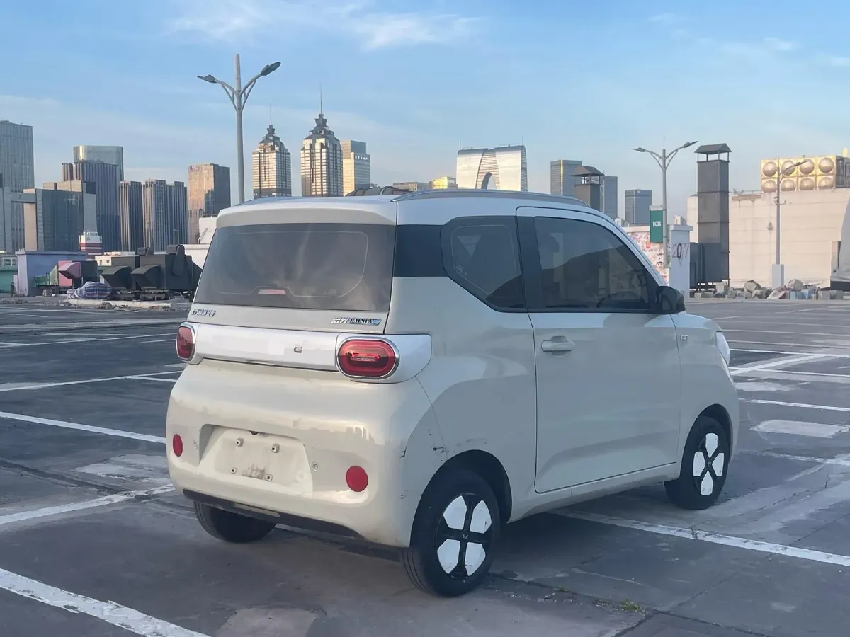2024 WuLing HongGuang MINI EV BEV 17.3KWH,autocango,china used car exporter,china ev exporter,chinese used car exporter,chinese used ev exporter