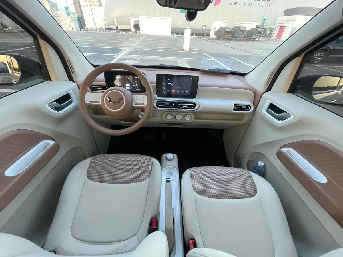 2024 WuLing HongGuang MINI EV BEV 17.3KWH,autocango,china used car exporter,china ev exporter,chinese used car exporter,chinese used ev exporter