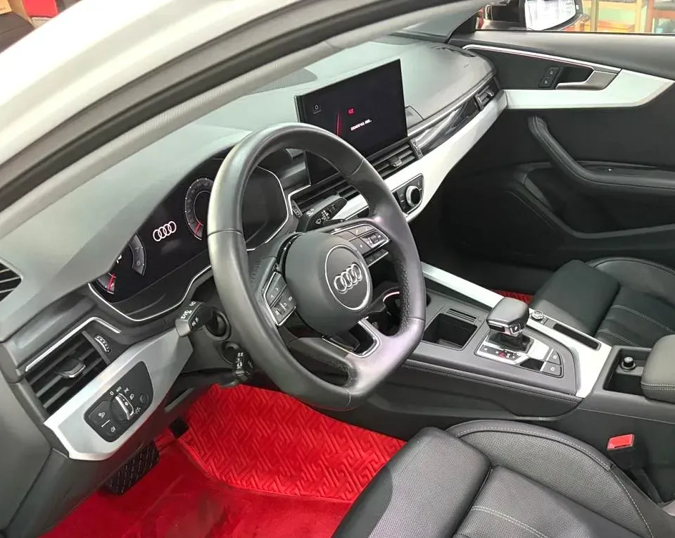 2020 Audi A4L 2.0T 190HP L4 7DCT,autocango,china used car exporter,china ev exporter,chinese used car exporter,chinese used ev exporter