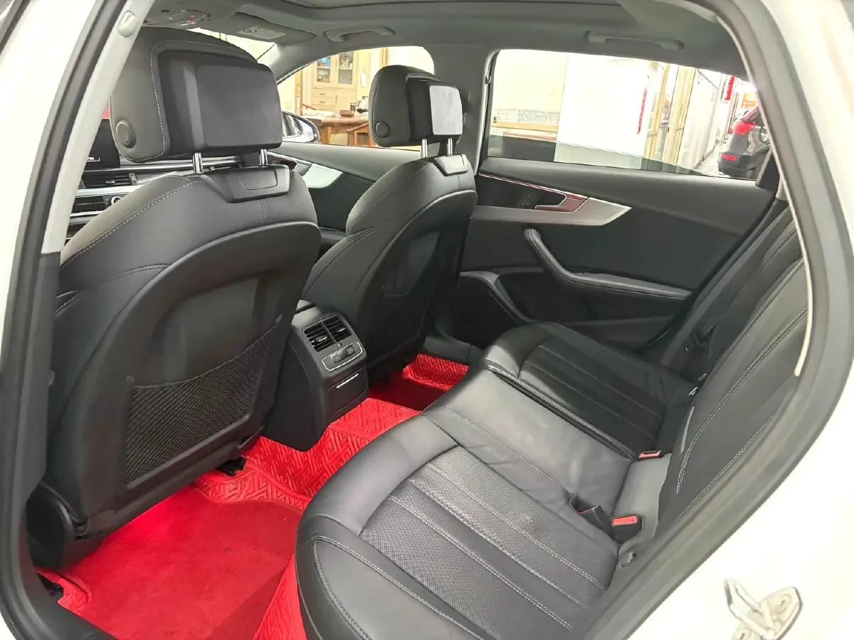 2020 Audi A4L 2.0T 190HP L4 7DCT,autocango,china used car exporter,china ev exporter,chinese used car exporter,chinese used ev exporter