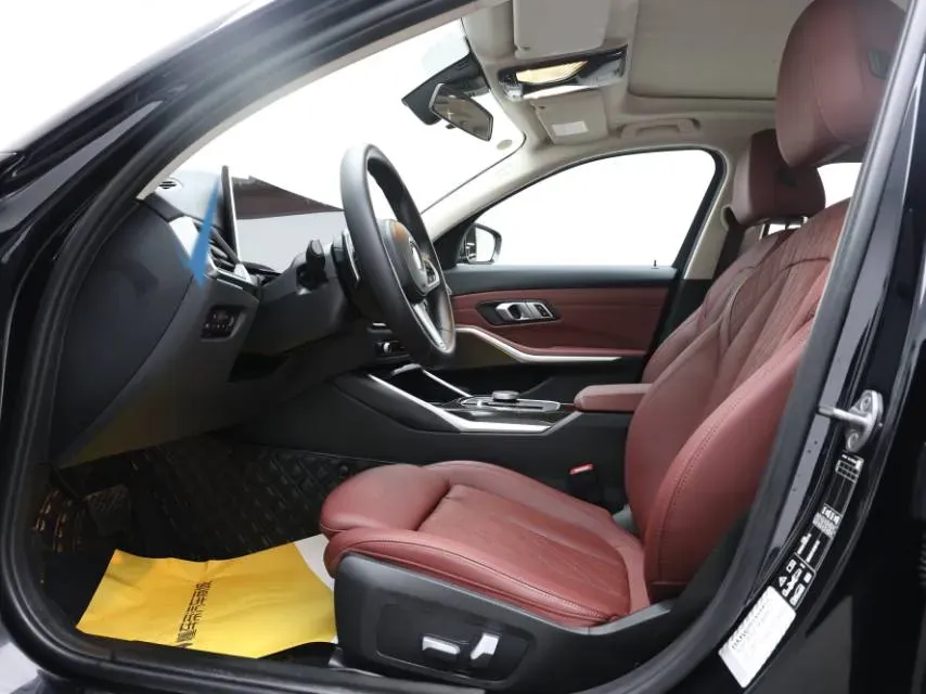 2023 BMW 3 Series 2.0T 184HP L4 8AT,autocango,china used car exporter,china ev exporter,chinese used car exporter,chinese used ev exporter