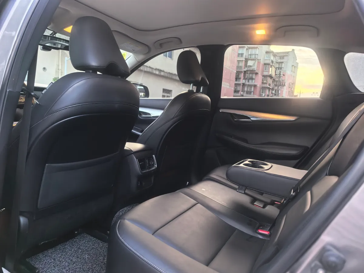 2020 Infiniti QX50 2.0T 245HP L4 CVT,autocango,china used car exporter,china ev exporter,chinese used car exporter,chinese used ev exporter