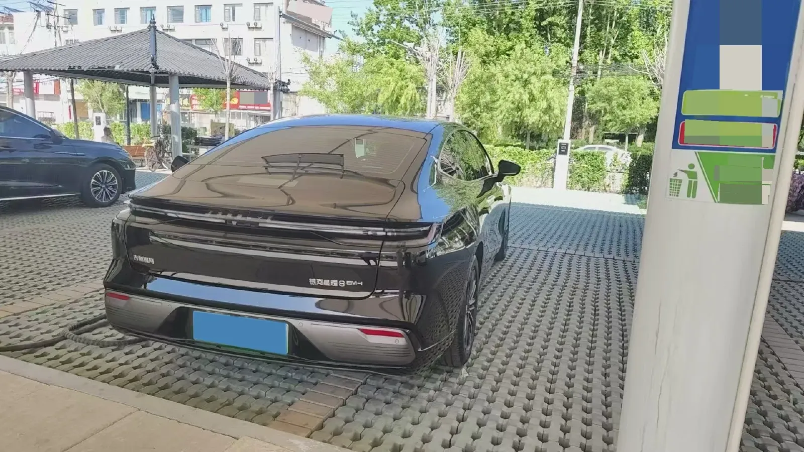 2025 Geely Galaxy Starshine 8 1.5L 112HP L4 1DHT PHEV,autocango,china used car exporter,china ev exporter,chinese used car exporter,chinese used ev exporter