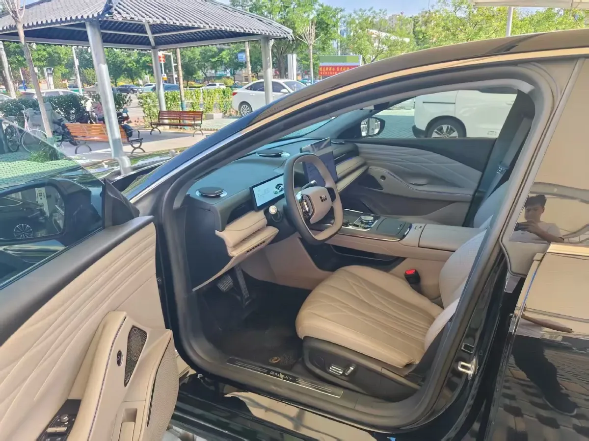 2025 Geely Galaxy Starshine 8 1.5L 112HP L4 1DHT PHEV,autocango,china used car exporter,china ev exporter,chinese used car exporter,chinese used ev exporter