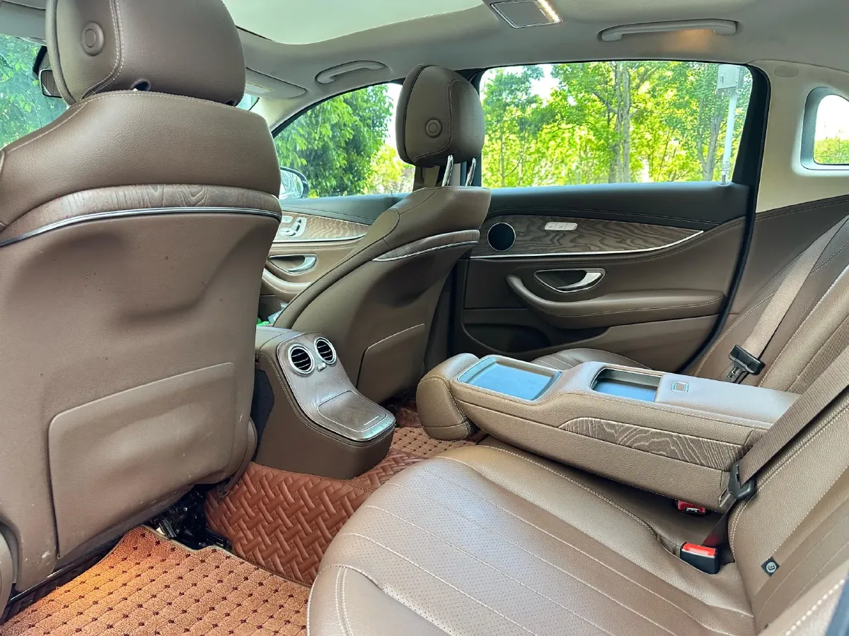 2021 Mercedes-Benz E Class 2.0T 258HP L4 9AT,autocango,china used car exporter,china ev exporter,chinese used car exporter,chinese used ev exporter