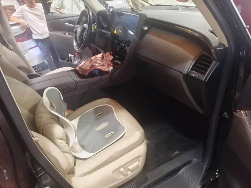 2024 Toyota Alphard 2.5L 190HP L4 E-CVT Hybrid,autocango,china used car exporter,china ev exporter,chinese used car exporter,chinese used ev exporter