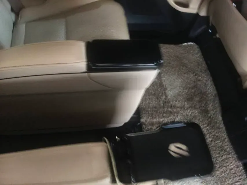 2024 Toyota Alphard 2.5L 190HP L4 E-CVT Hybrid,autocango,china used car exporter,china ev exporter,chinese used car exporter,chinese used ev exporter