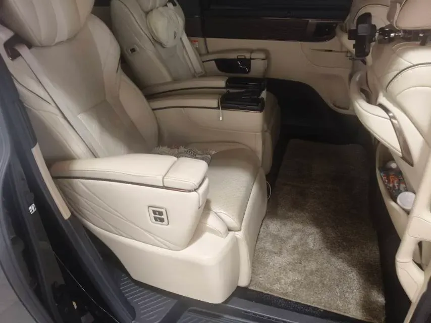 2024 Toyota Alphard 2.5L 190HP L4 E-CVT Hybrid,autocango,china used car exporter,china ev exporter,chinese used car exporter,chinese used ev exporter