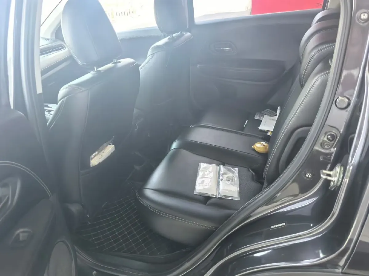2022 Honda Vezel 1.5L 131HP L4 CVT,autocango,china used car exporter,china ev exporter,chinese used car exporter,chinese used ev exporter