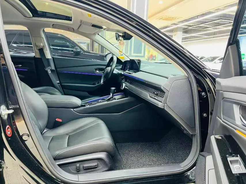 2023 Honda Accord 1.5T 192HP L4 CVT,autocango,china used car exporter,china ev exporter,chinese used car exporter,chinese used ev exporter