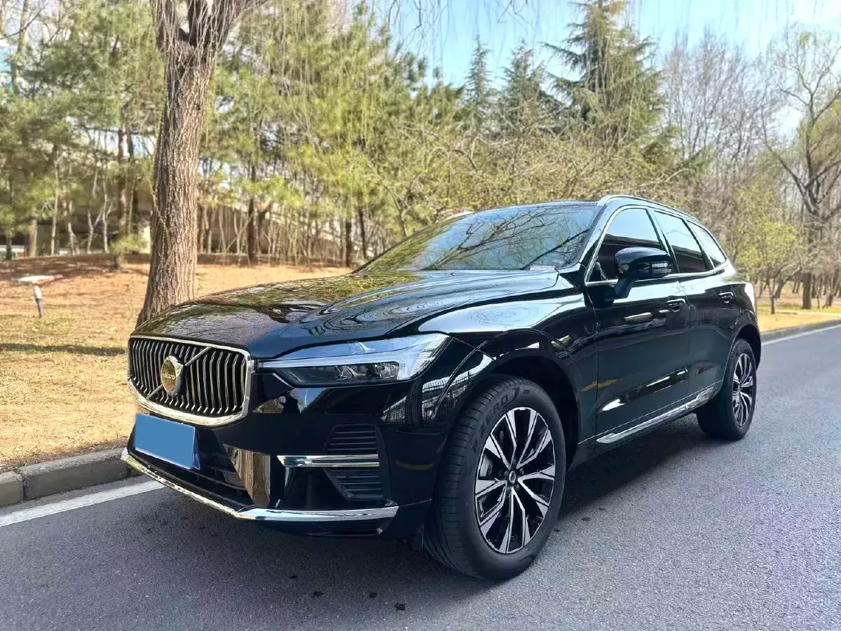2024 Volvo XC60 2.0T 250HP L4 8AT,autocango,china used car exporter,china ev exporter,chinese used car exporter,chinese used ev exporter