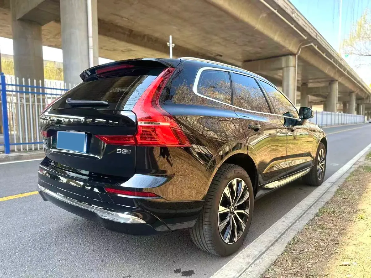 2024 Volvo XC60 2.0T 250HP L4 8AT,autocango,china used car exporter,china ev exporter,chinese used car exporter,chinese used ev exporter