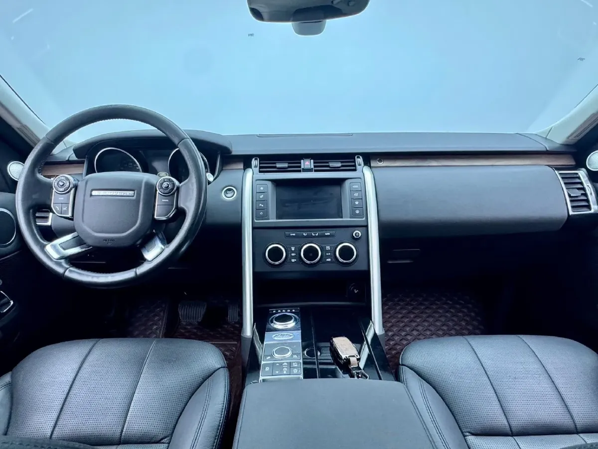 2017 Land Rover Discovery 3.0T 340HP V6 8AT,autocango,china used car exporter,china ev exporter,chinese used car exporter,chinese used ev exporter