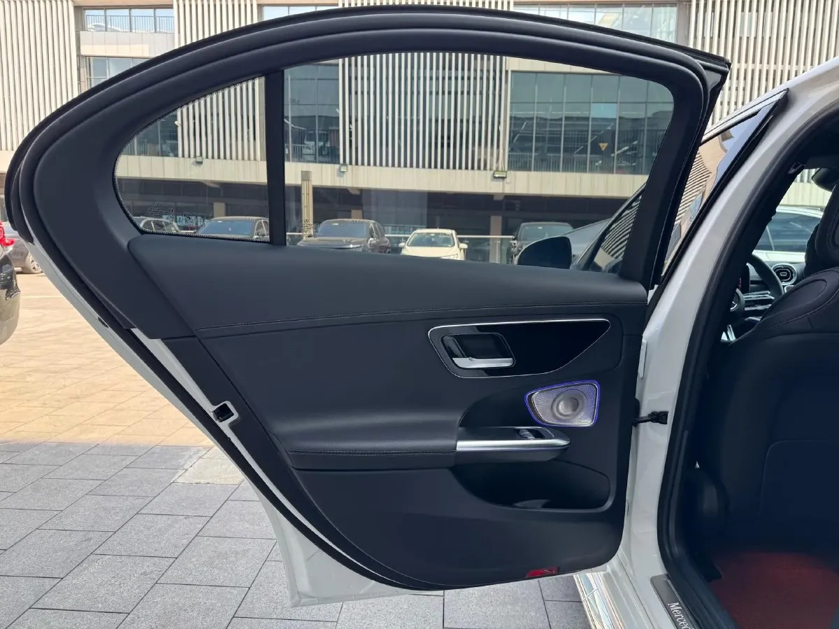 2022 Mercedes-Benz C Class 1.5T 204HP L4 9AT,autocango,china used car exporter,china ev exporter,chinese used car exporter,chinese used ev exporter