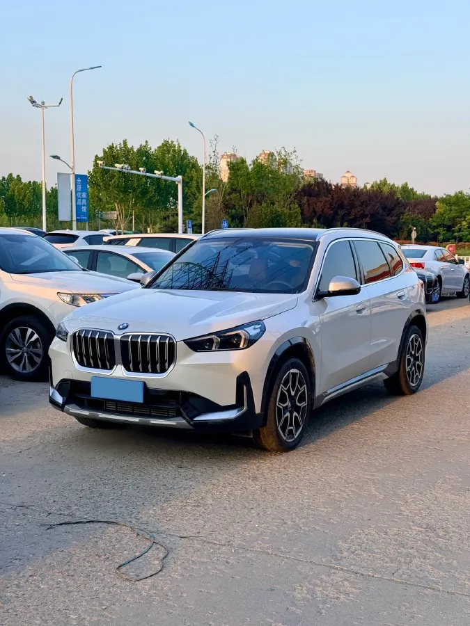 2024 BMW X1 2.0T 204HP L4 7DCT,autocango,china used car exporter,china ev exporter,chinese used car exporter,chinese used ev exporter