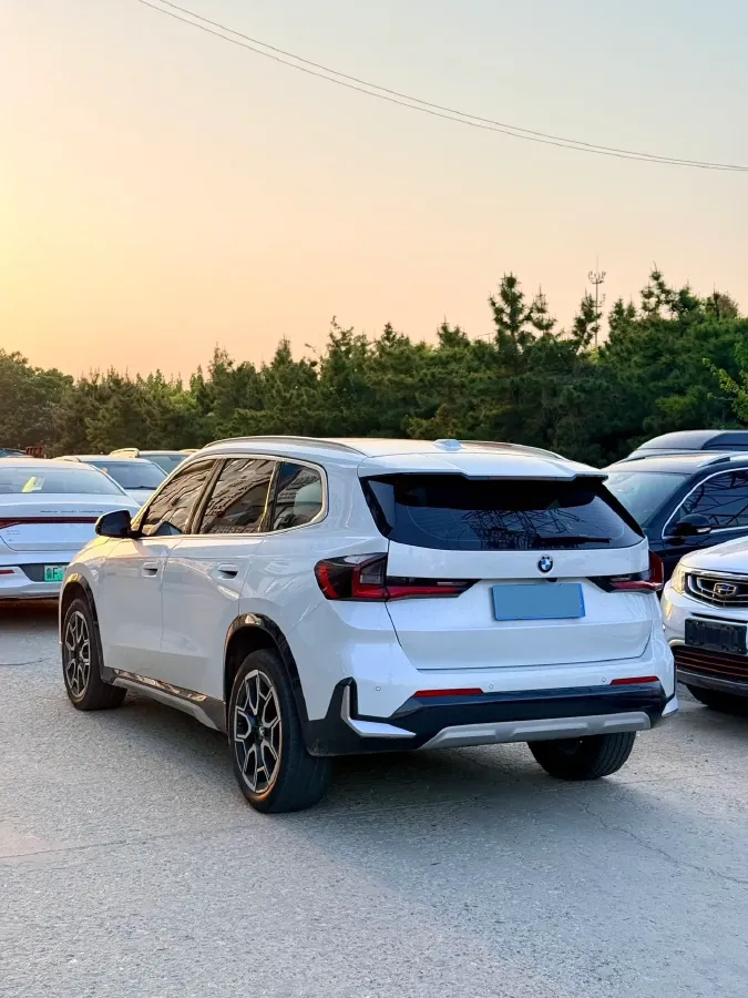 2024 BMW X1 2.0T 204HP L4 7DCT,autocango,china used car exporter,china ev exporter,chinese used car exporter,chinese used ev exporter