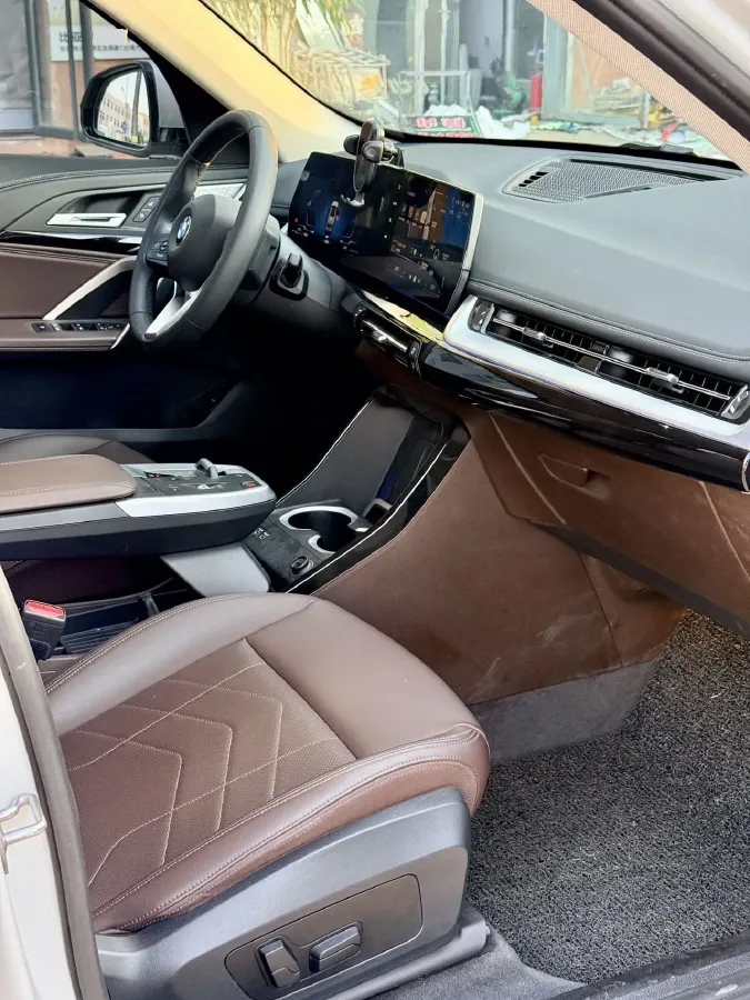 2024 BMW X1 2.0T 204HP L4 7DCT,autocango,china used car exporter,china ev exporter,chinese used car exporter,chinese used ev exporter