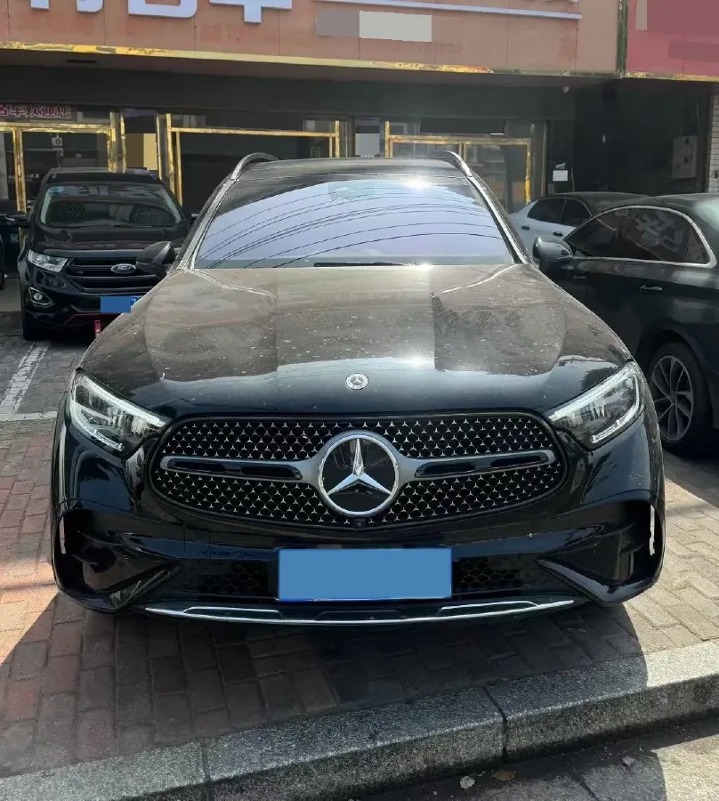 2025 Mercedes-Benz GLC Class 2.0T 258HP L4 9AT,autocango,china used car exporter,china ev exporter,chinese used car exporter,chinese used ev exporter