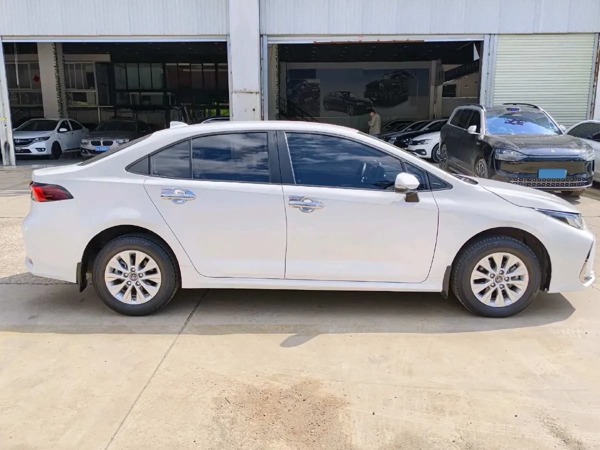 2022 Toyota Corolla 1.2T 116HP L4 CVT,autocango,china used car exporter,china ev exporter,chinese used car exporter,chinese used ev exporter