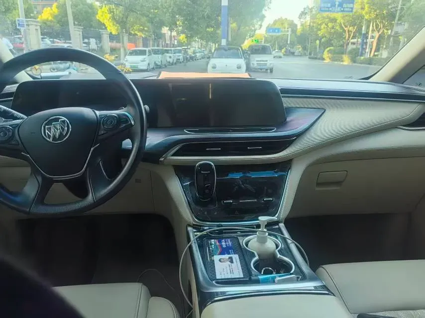 2022 Buick GL8 2.0T 237HP L4 9AT,autocango,china used car exporter,china ev exporter,chinese used car exporter,chinese used ev exporter