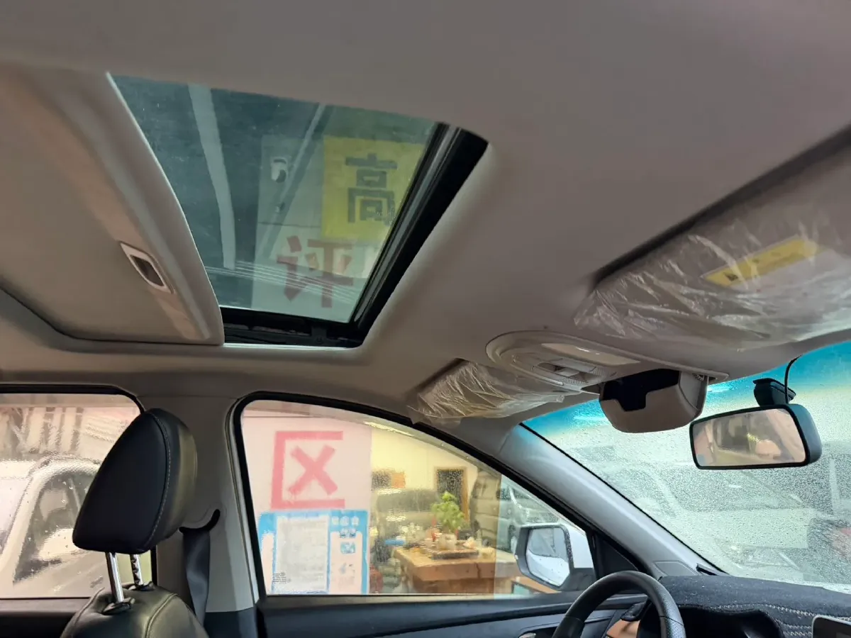 2018 WuLing HongGuang S3 1.5L 112HP L4 6MT,autocango,china used car exporter,china ev exporter,chinese used car exporter,chinese used ev exporter