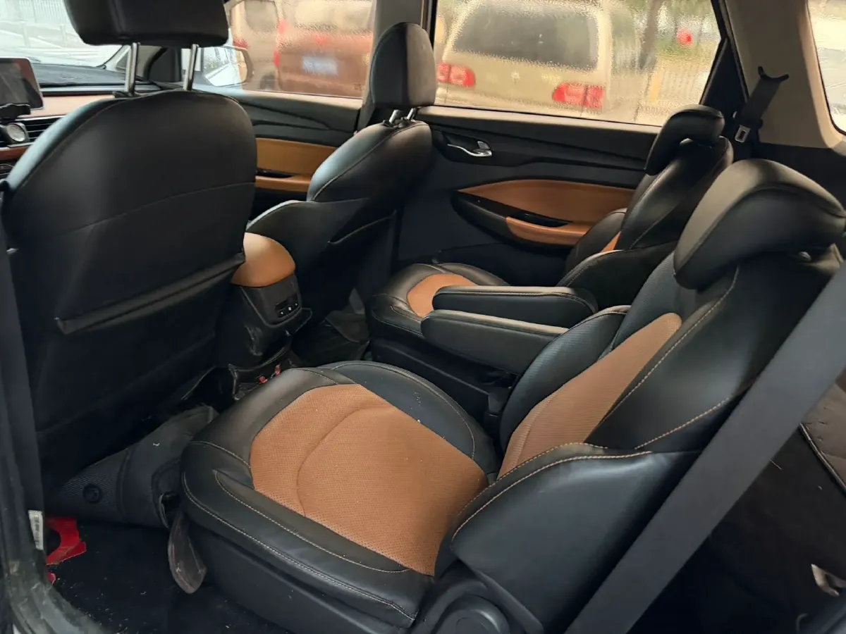 2018 WuLing HongGuang S3 1.5L 112HP L4 6MT,autocango,china used car exporter,china ev exporter,chinese used car exporter,chinese used ev exporter