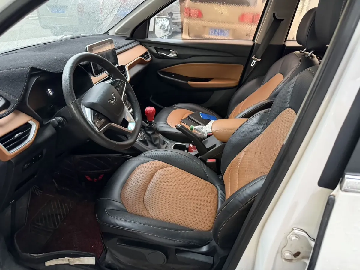 2018 WuLing HongGuang S3 1.5L 112HP L4 6MT,autocango,china used car exporter,china ev exporter,chinese used car exporter,chinese used ev exporter