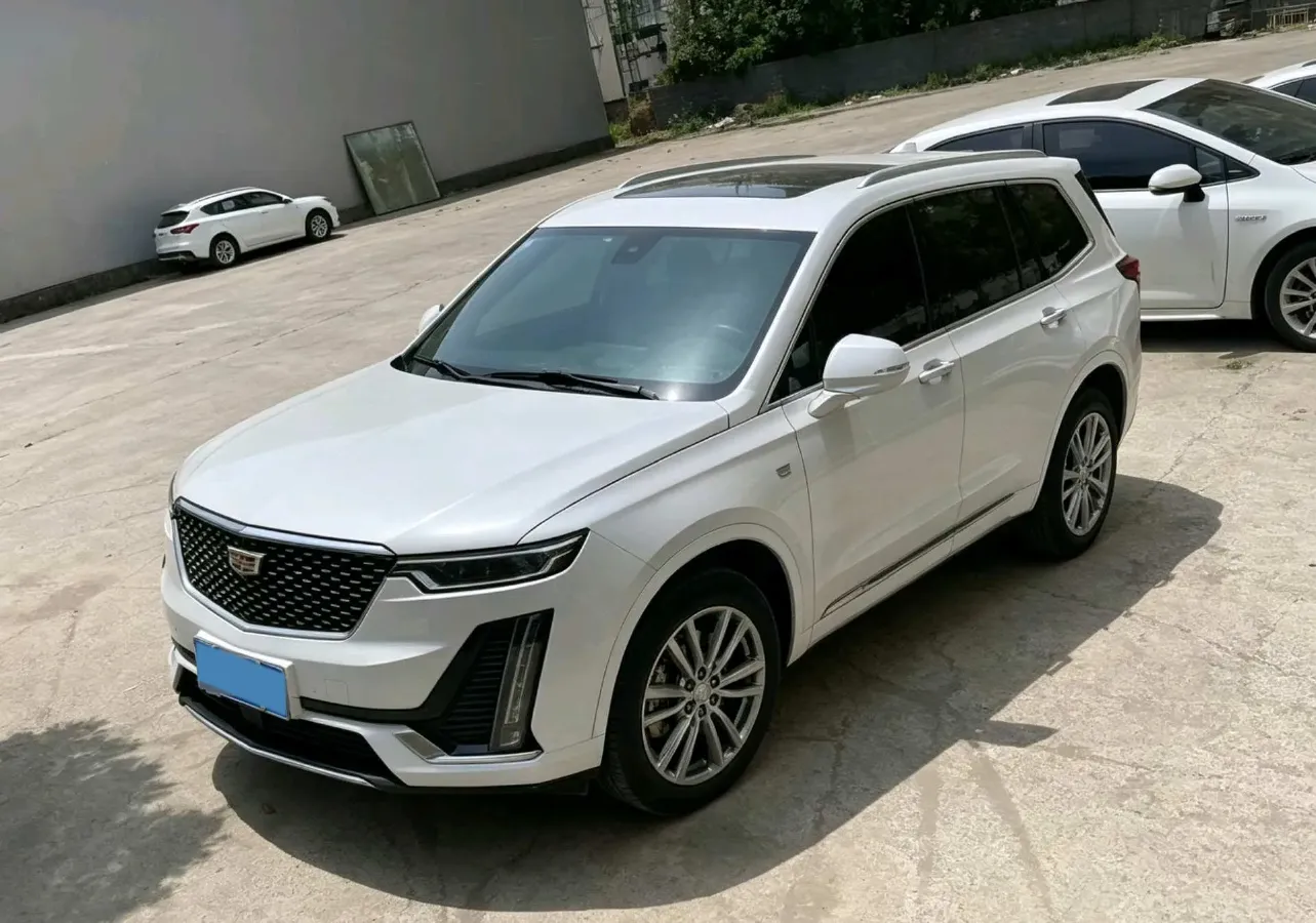 2022 Cadillac XT6 2.0T 237HP L4 9AT,autocango,china used car exporter,china ev exporter,chinese used car exporter,chinese used ev exporter