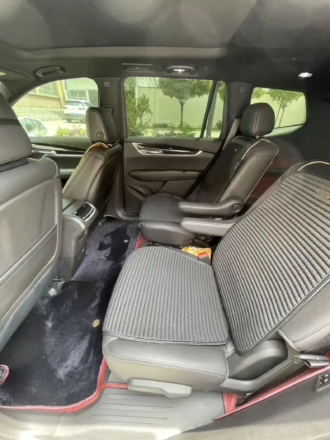 2022 Cadillac XT6 2.0T 237HP L4 9AT,autocango,china used car exporter,china ev exporter,chinese used car exporter,chinese used ev exporter