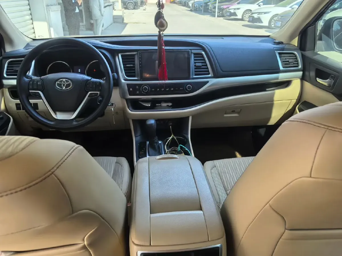 2021 Toyota Highlander 2.0T 220HP L4 6AT,autocango,china used car exporter,china ev exporter,chinese used car exporter,chinese used ev exporter