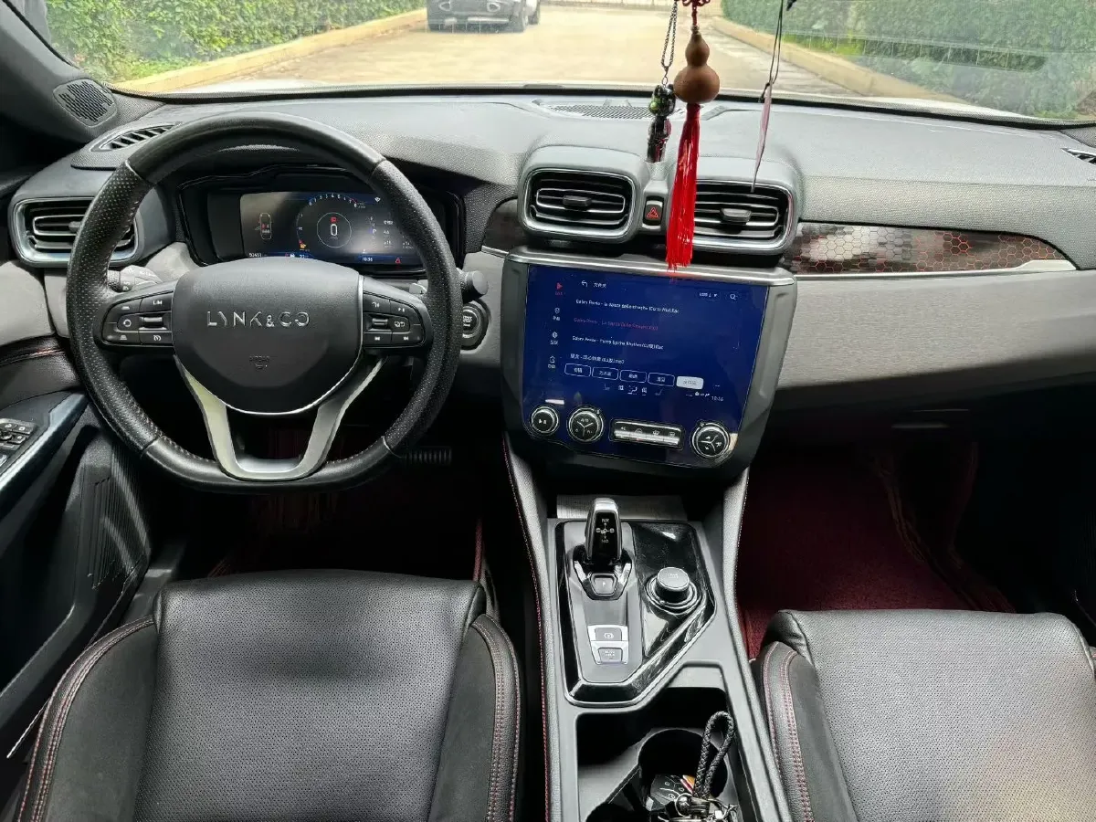 2019 Qoros 5 1.6T 197HP L4 7DCT,autocango,china used car exporter,china ev exporter,chinese used car exporter,chinese used ev exporter