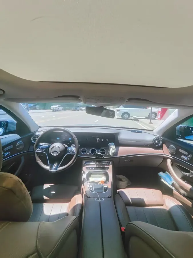 2022 Mercedes-Benz E Class 2.0T 211HP L4 9AT PHEV 25.4KWH,autocango,china used car exporter,china ev exporter,chinese used car exporter,chinese used ev exporter