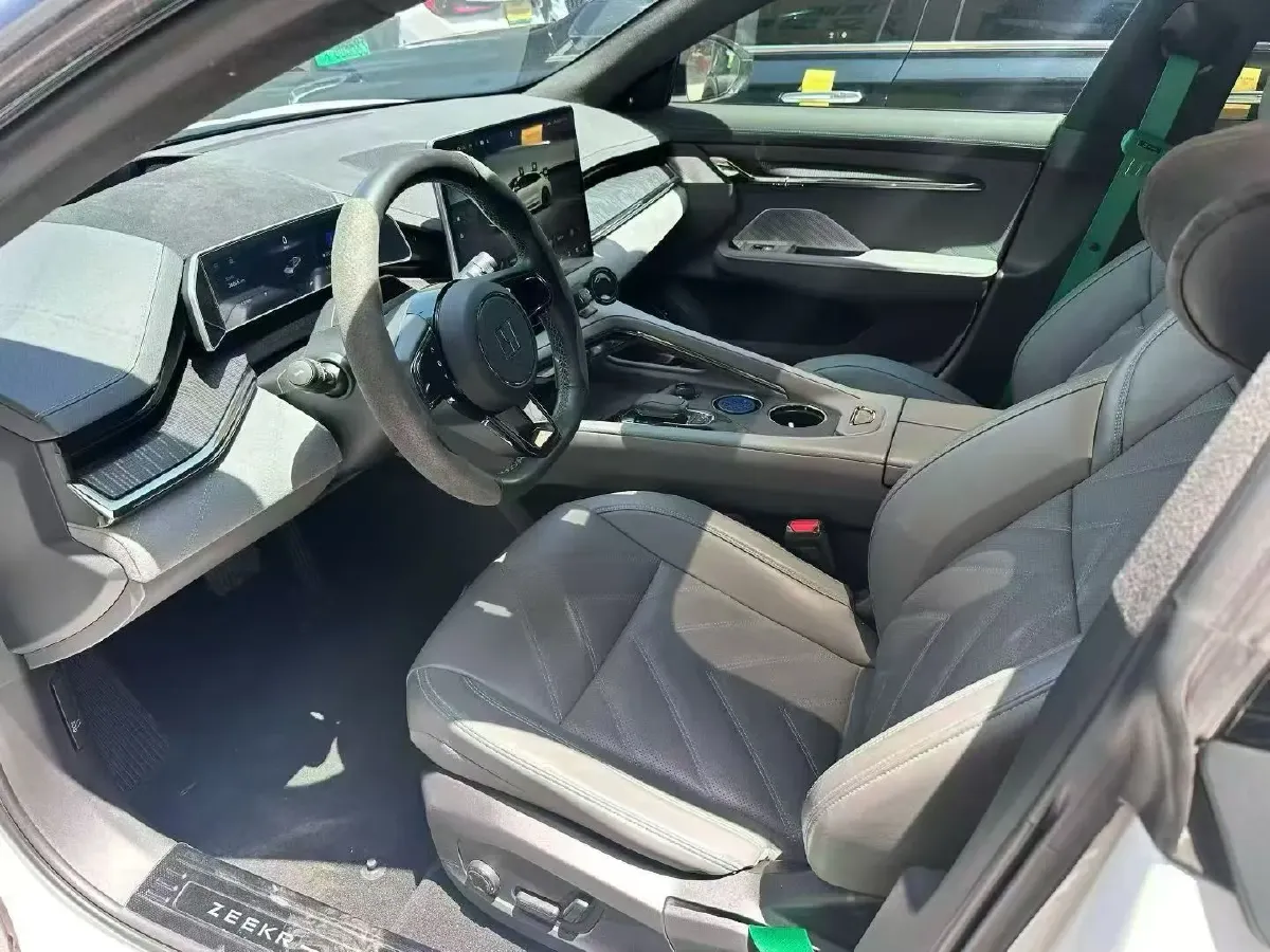 2022 Zeekr 001 BEV 100KWH,autocango,china used car exporter,china ev exporter,chinese used car exporter,chinese used ev exporter