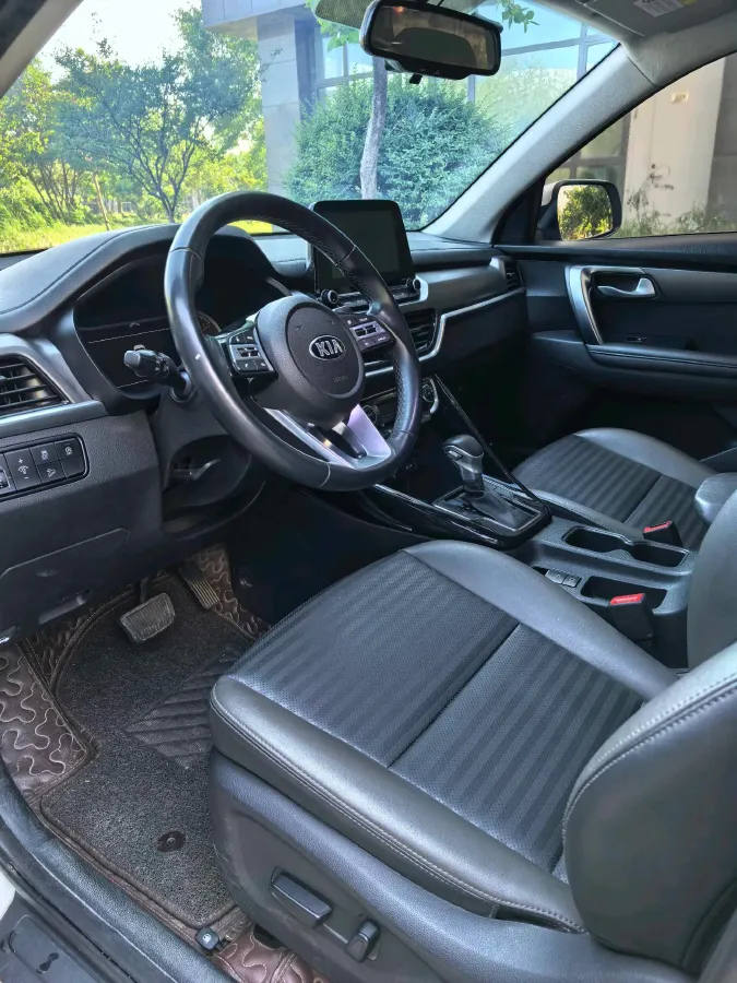 2018 Kia Sportage R 2.0L 160HP L4 6AT,autocango,china used car exporter,china ev exporter,chinese used car exporter,chinese used ev exporter