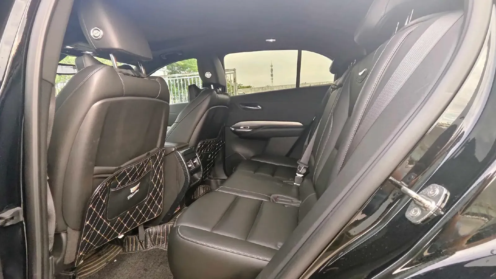 2020 Cadillac XT4 2.0T 241HP L4 9AT,autocango,china used car exporter,china ev exporter,chinese used car exporter,chinese used ev exporter