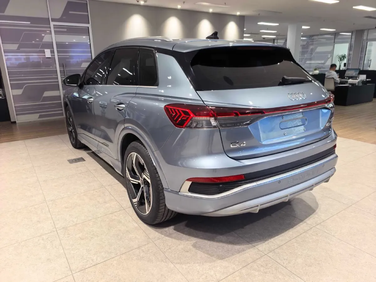 2024 Audi Q4 e-tron BEV 84.8KWH,autocango,china used car exporter,china ev exporter,chinese used car exporter,chinese used ev exporter