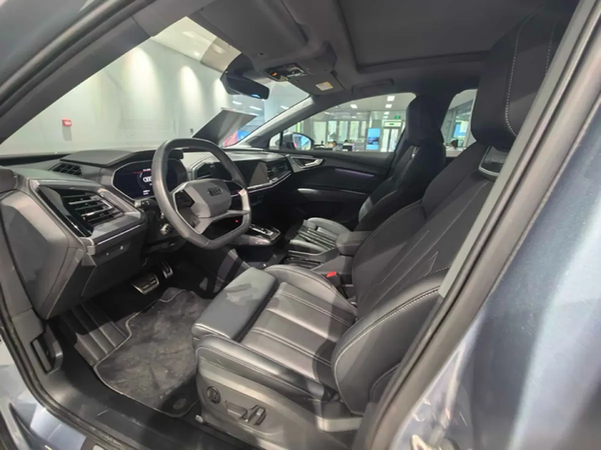 2024 Audi Q4 e-tron BEV 84.8KWH,autocango,china used car exporter,china ev exporter,chinese used car exporter,chinese used ev exporter