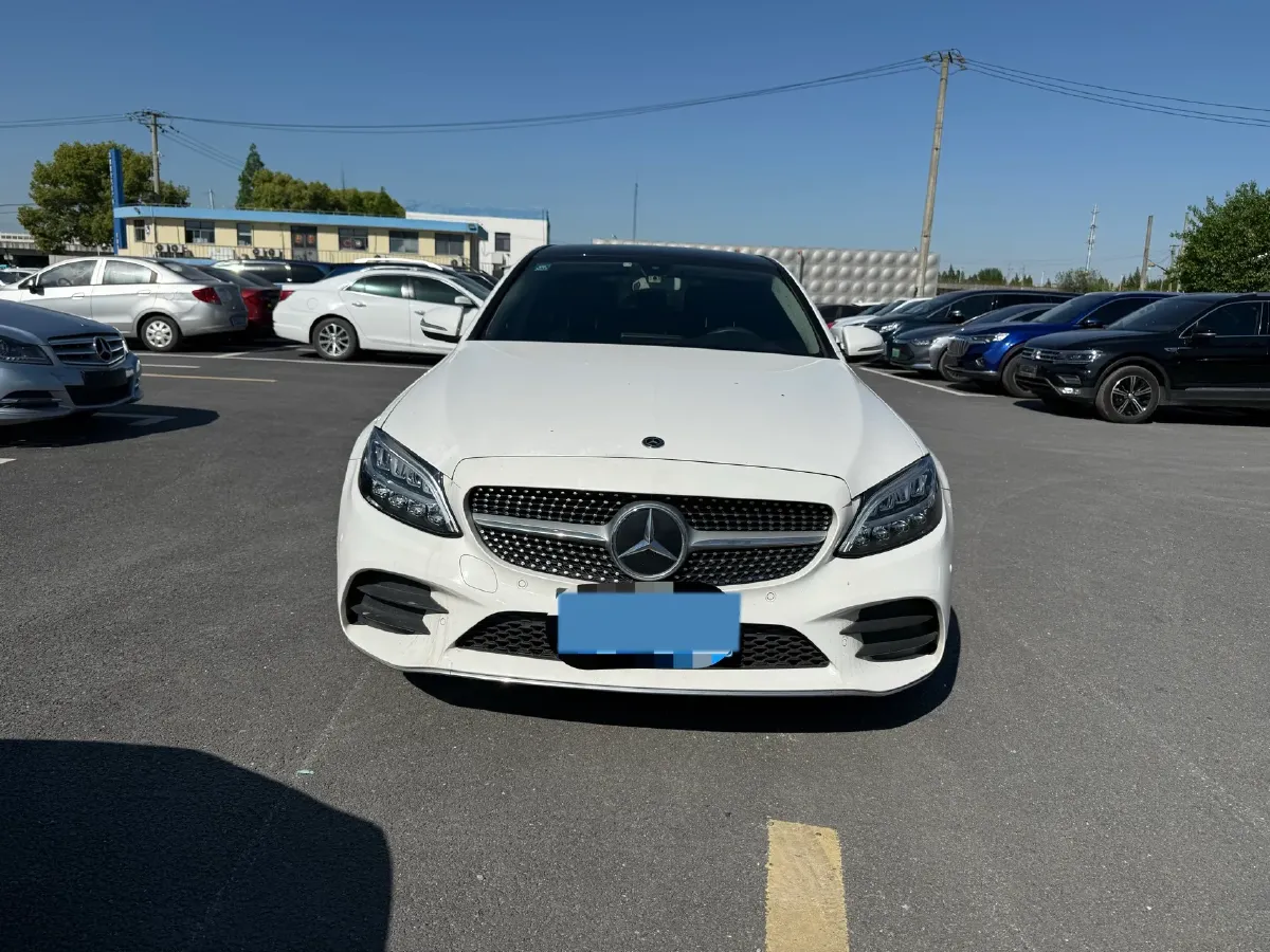 2020 Mercedes-Benz C Class 1.5T 184HP L4 9AT,autocango,china used car exporter,china ev exporter,chinese used car exporter,chinese used ev exporter
